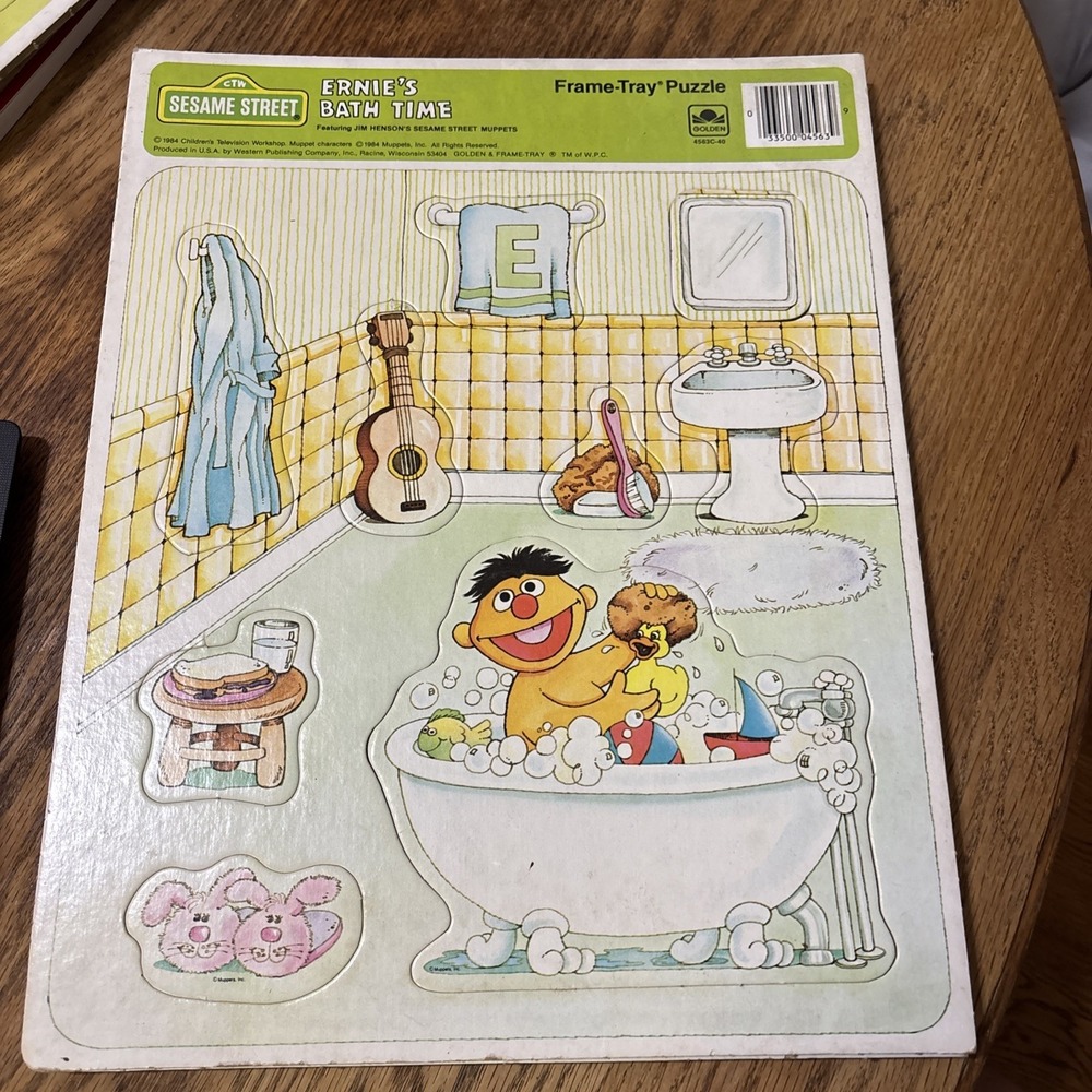 VTG 1989 GOLDEN SESAME STREET  ERNIEs Bath Time FRAME TRAY PUZZLE B42